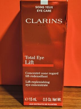 Clarins Total Eye Lift - Red Packaging